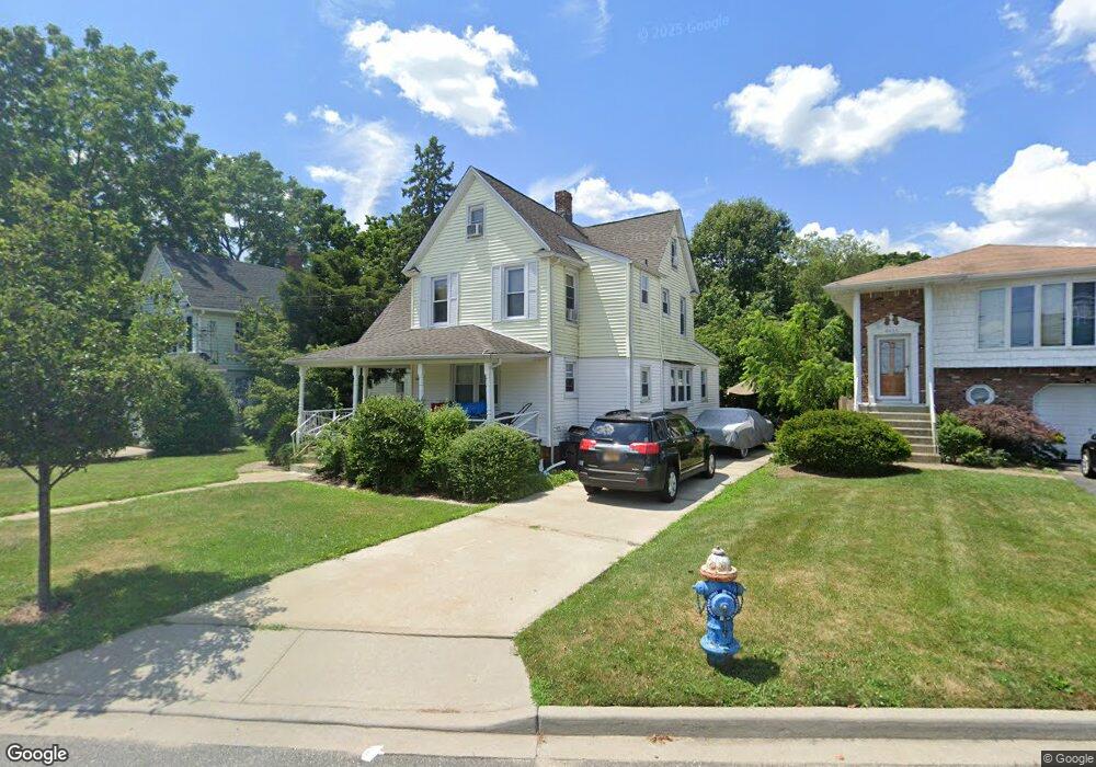 2840 Verity Ln unit 1st Fl, Baldwin, NY 11510 - photo 1