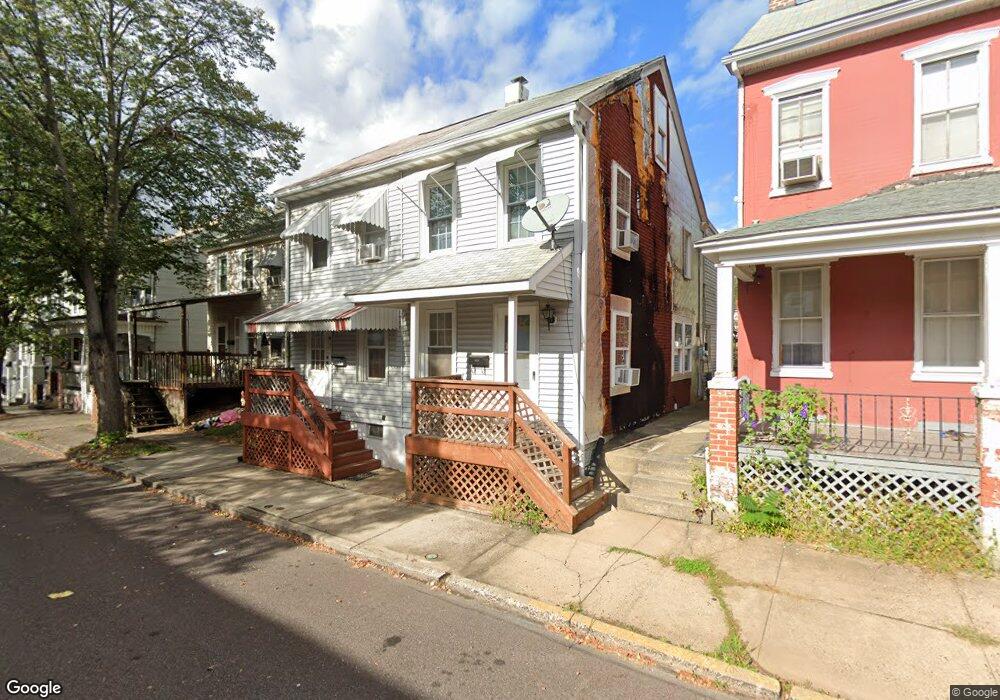 7 W 4th St, Pottstown, PA 19464 - photo 1