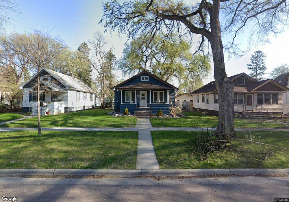 1117 10th Ave S, Fargo, ND 58103 - photo 1