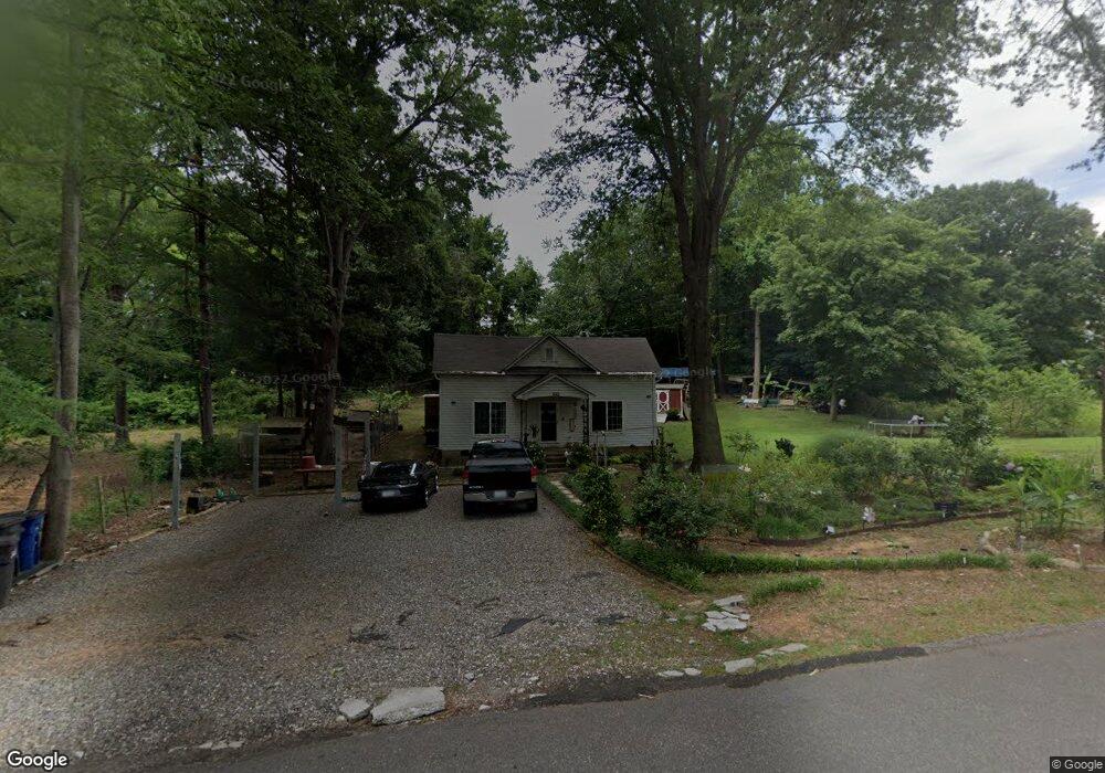 256 Fayetteville Ave, Statesville, NC 28677 - photo 1