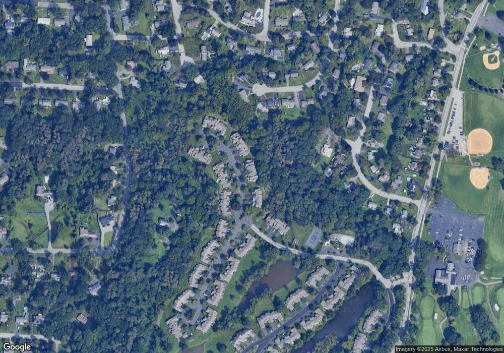 21 Prestwick Ct, Poughkeepsie, NY 12603 - photo 1