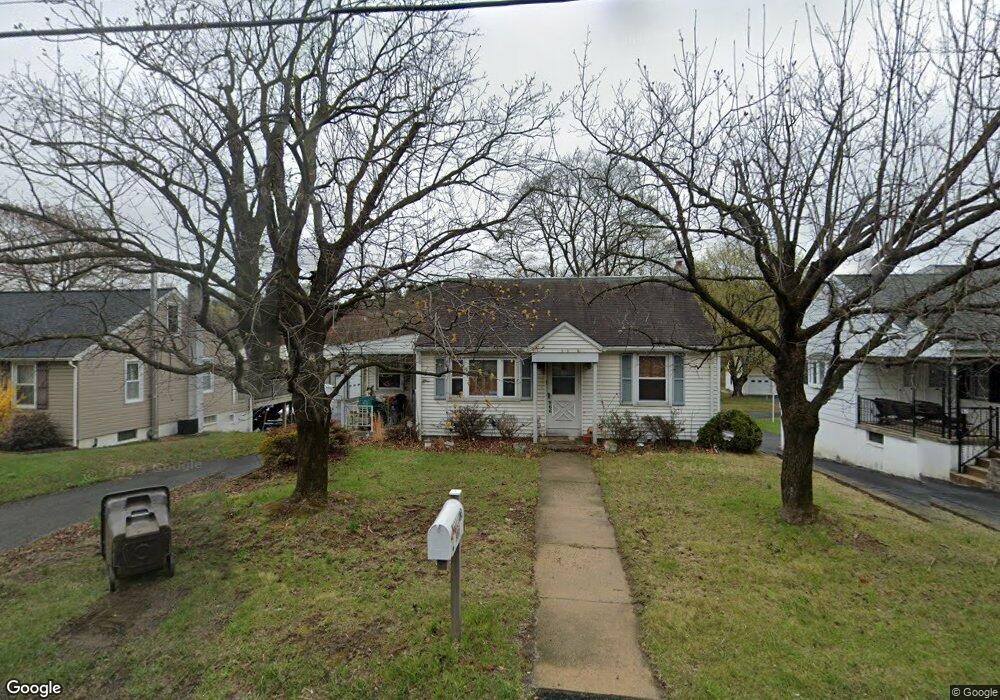 966 W Philadelphia Ave, Boyertown, PA 19512 - photo 1