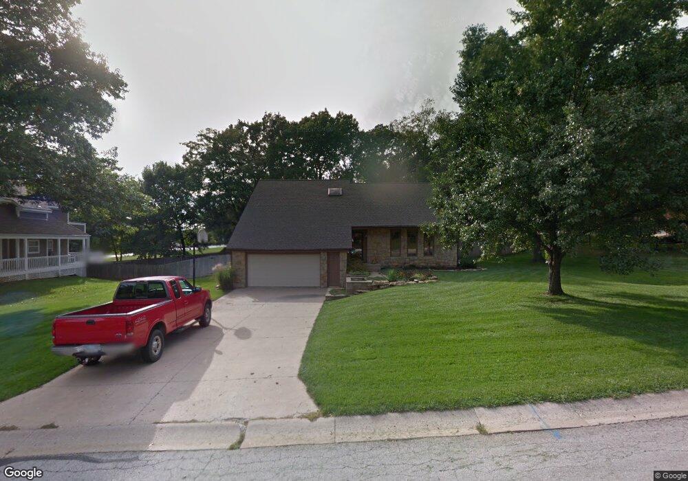 4940 Mullen Rd, Shawnee, KS 66216 - photo 1