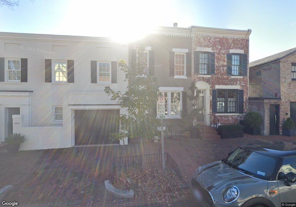 2910 Dumbarton St NW, Washington, DC 20007 - photo 1