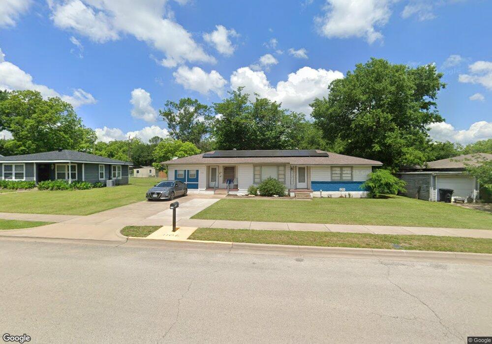 1106 Poindexter Ave, Cleburne, TX 76033 - photo 1