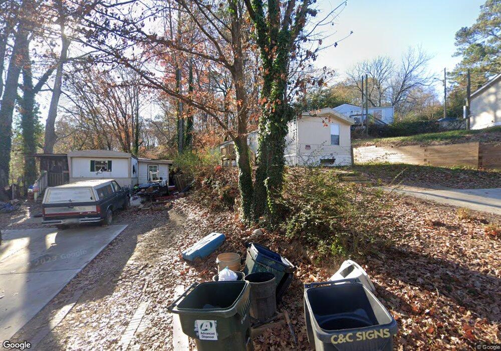 404 Ruth Ct, Buford, GA 30518 - photo 1