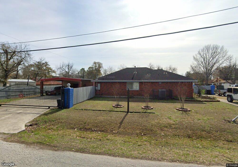 2202 Avenue K, Rosenberg, TX 77471 - photo 1