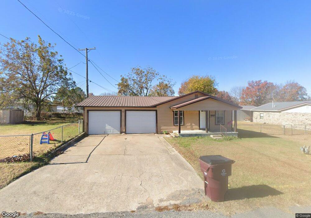 513 N J St, Eufaula, OK 74432 - photo 1