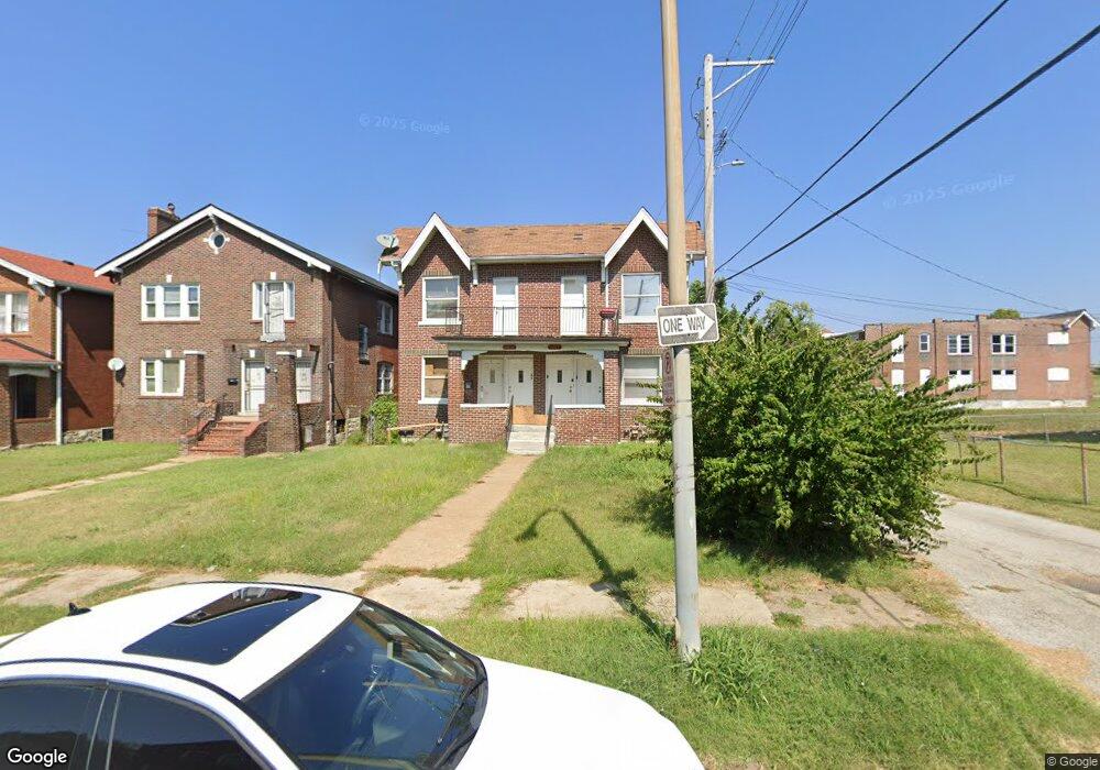 4417 Floriss -4419, Saint Louis, MO 63115 - photo 1