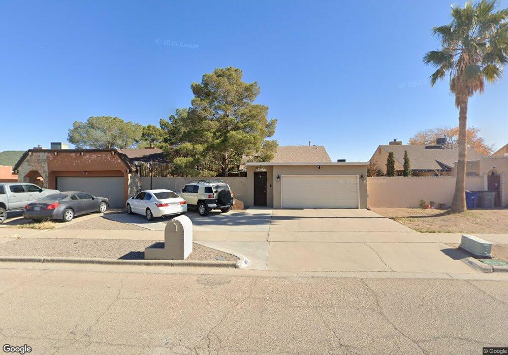 1902 Chris Scott Dr, El Paso, TX 79936 - photo 1