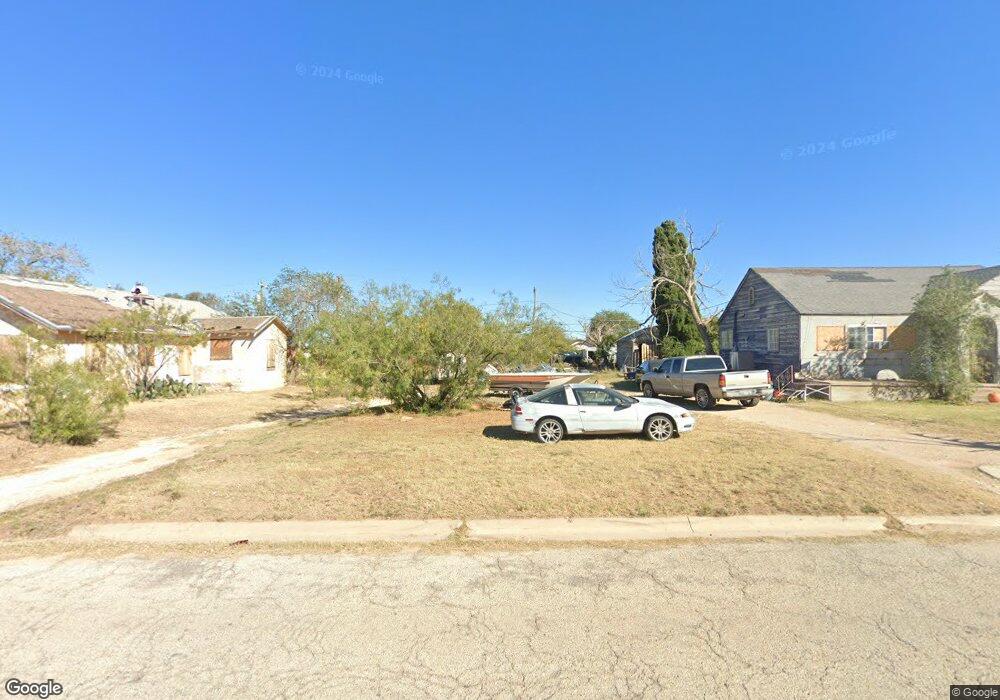1107 Runnels St, Big Spring, TX 79720 - photo 1