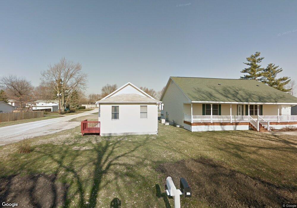 1701 N Logan St, Lincoln, IL 62656 - photo 1
