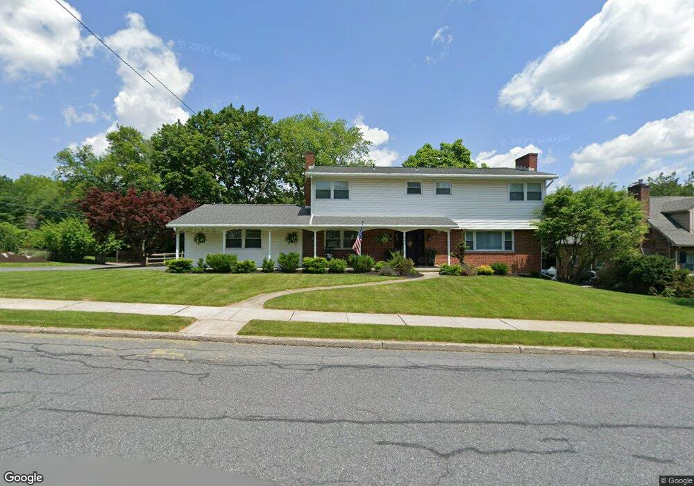 443 E Center St, Nazareth, PA 18064 - photo 1