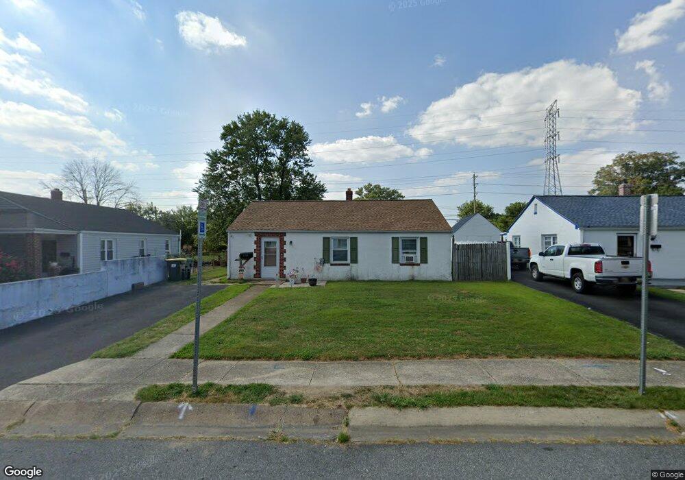 319 Martin Dr, New Castle, DE 19720 - photo 1