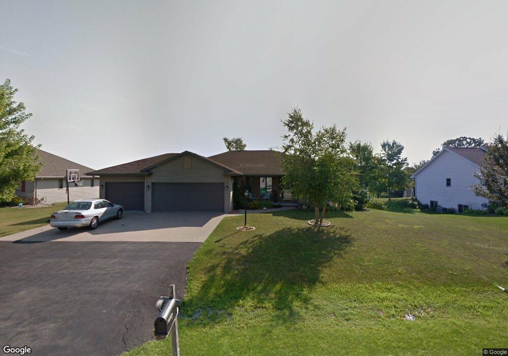 N9468 Andrew Dr, Appleton, WI 54915 - photo 1