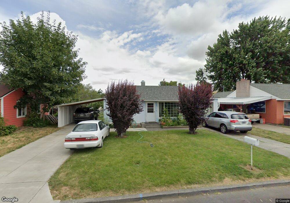 3037 SW Isaac Ave, Pendleton, OR 97801 - photo 1