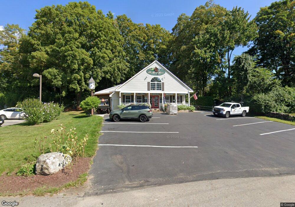 4 Cedar St, Sturbridge, MA 01566 - photo 1