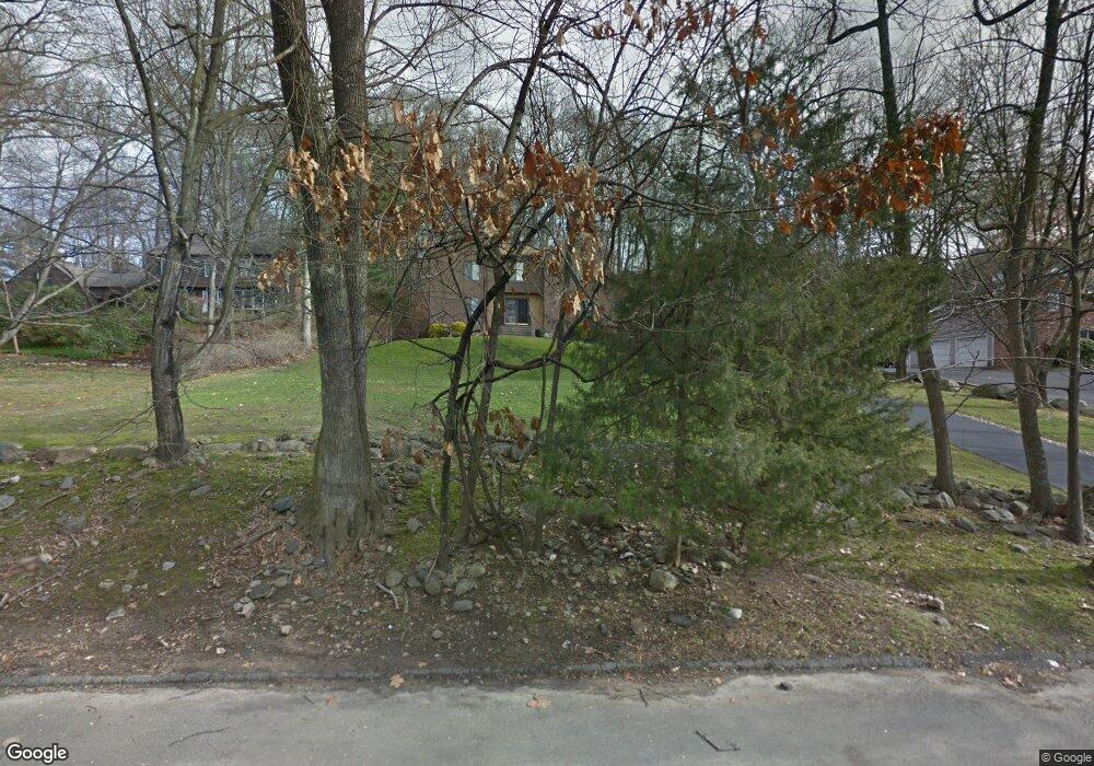 36 Blue Rock Dr, Stamford, CT 06903 - photo 1