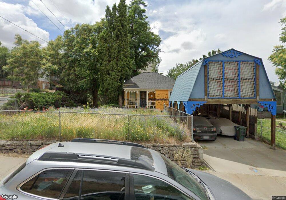 627 SE 4th St, Pendleton, OR 97801 - photo 1