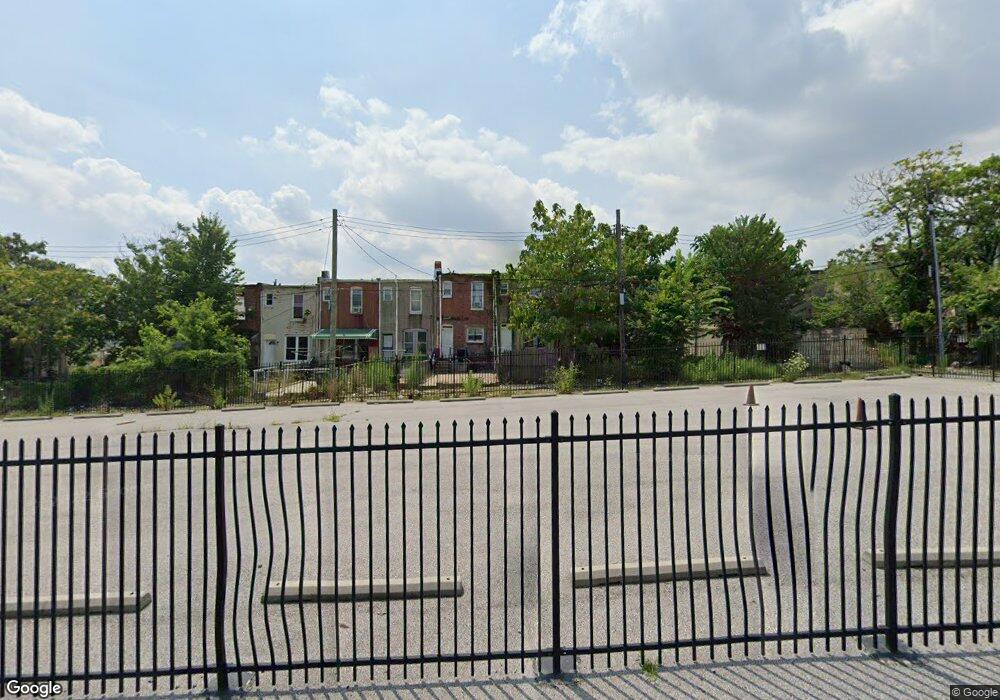 1114 N Port St, Baltimore, MD 21213 - photo 1