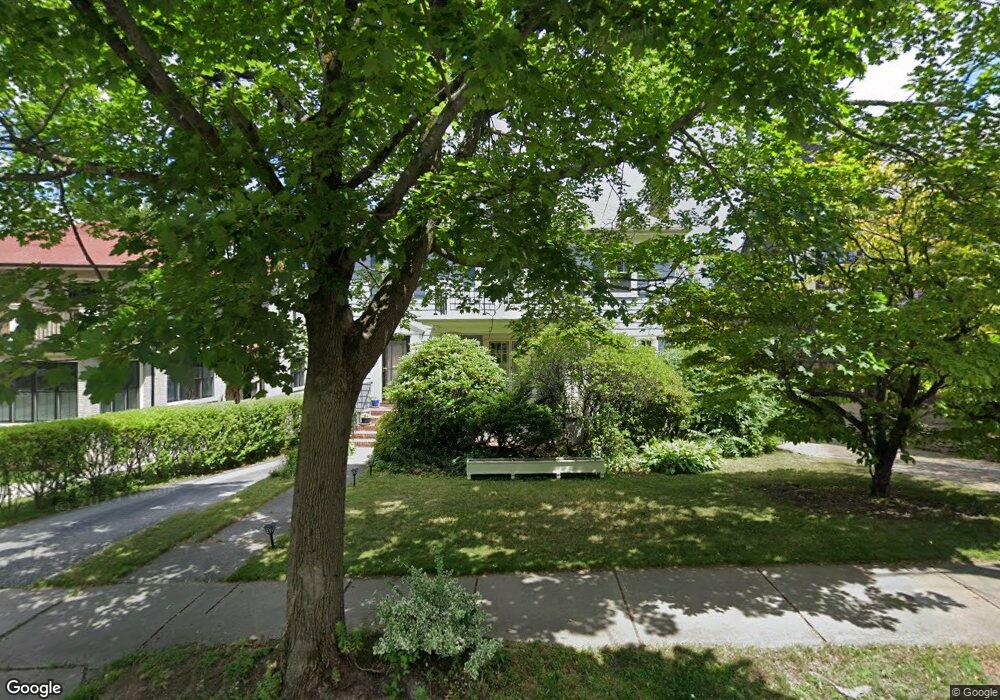 31 Algonquin Rd, Chestnut Hill, MA 02467 - photo 1