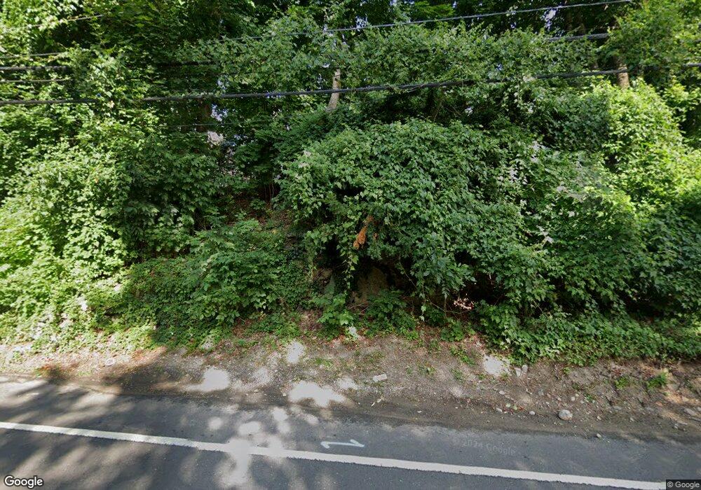 340 Valley Rd unit 6, Cos Cob, CT 06807 - photo 1