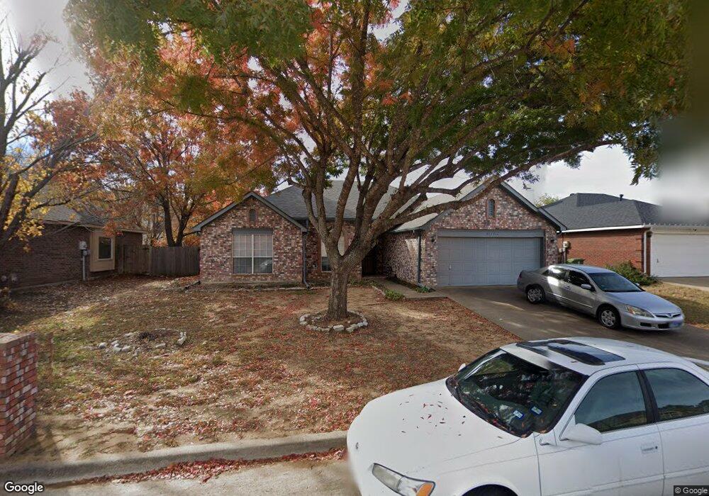 8117 Fireside Dr, North Richland Hills, TX 76182 - photo 1