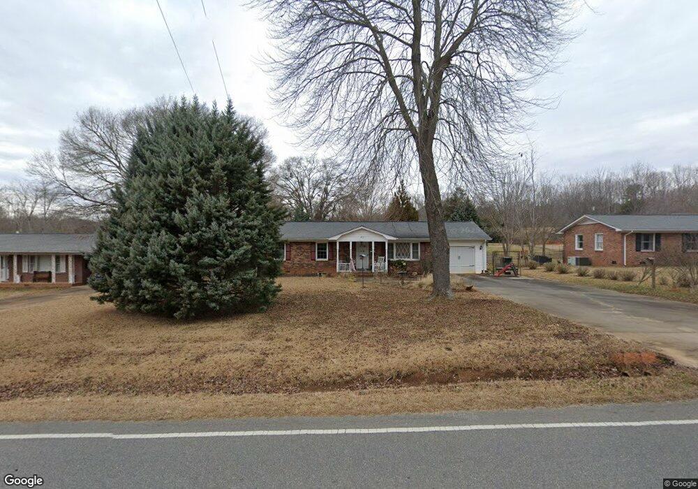 412 Faulkner St, Clover, SC 29710 - photo 1