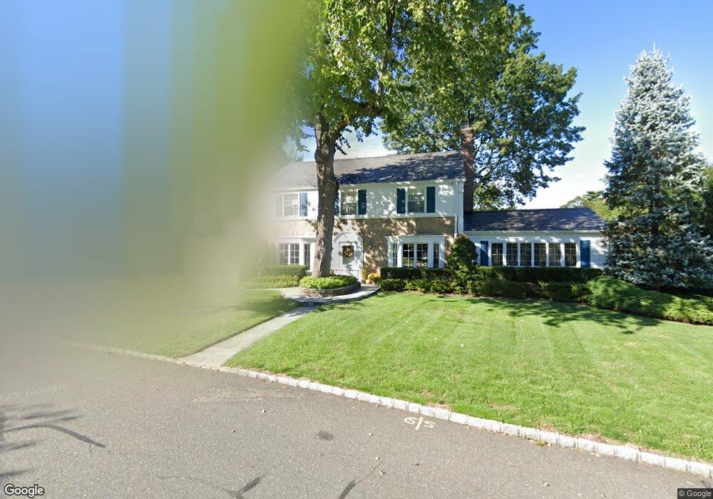 149 Trumbull Rd, Manhasset, NY 11030 - photo 1
