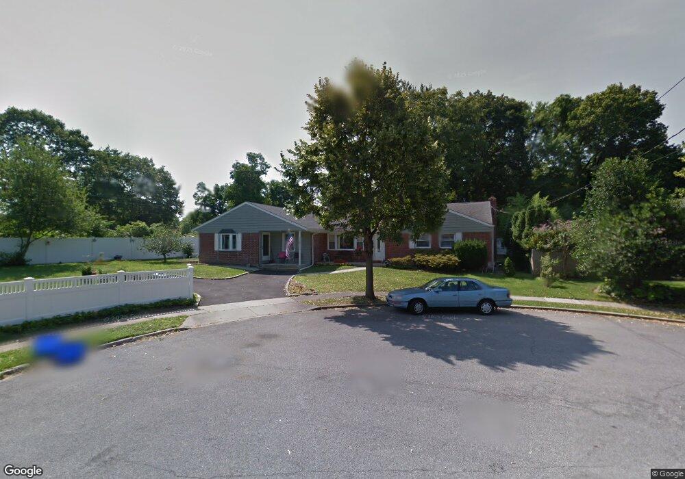 15 Harbor Ln, Glen Head, NY 11545 - photo 1