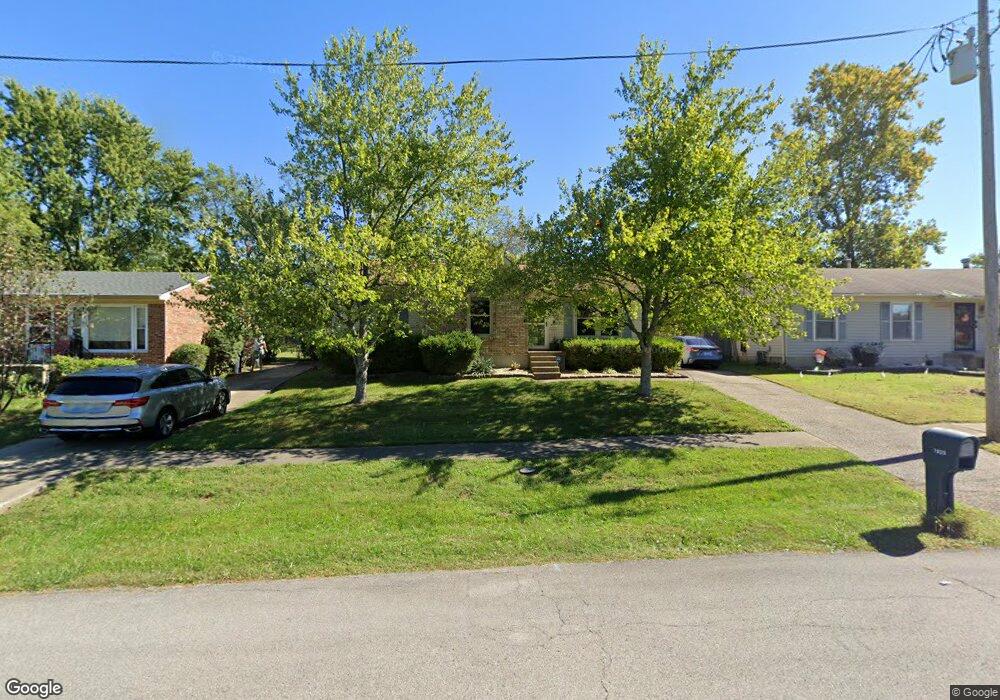 7825 Rochelle Rd, Louisville, KY 40228 - photo 1