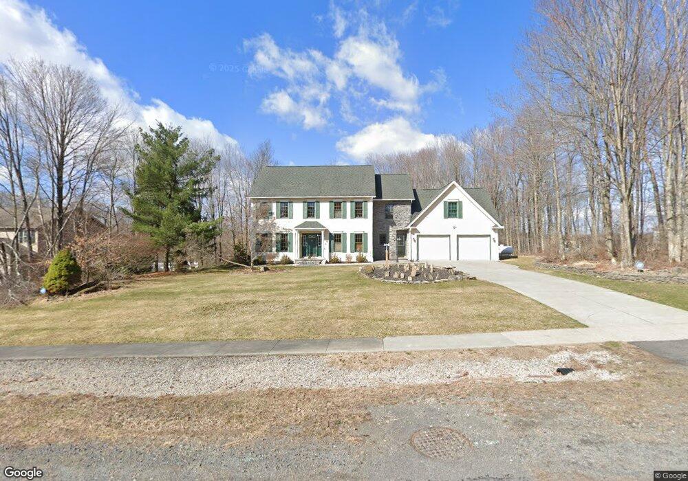 102 Elmwood Dr, Moscow, PA 18444 - photo 1