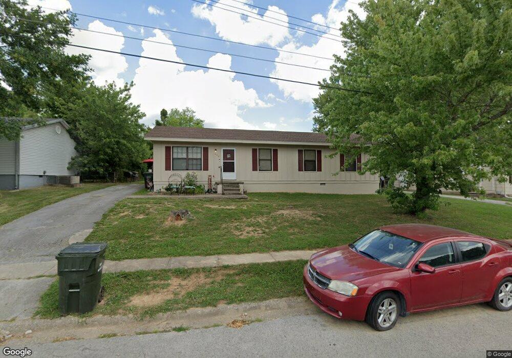 655 Evergreen Park Dr, Hopkinsville, KY 42240 - photo 1