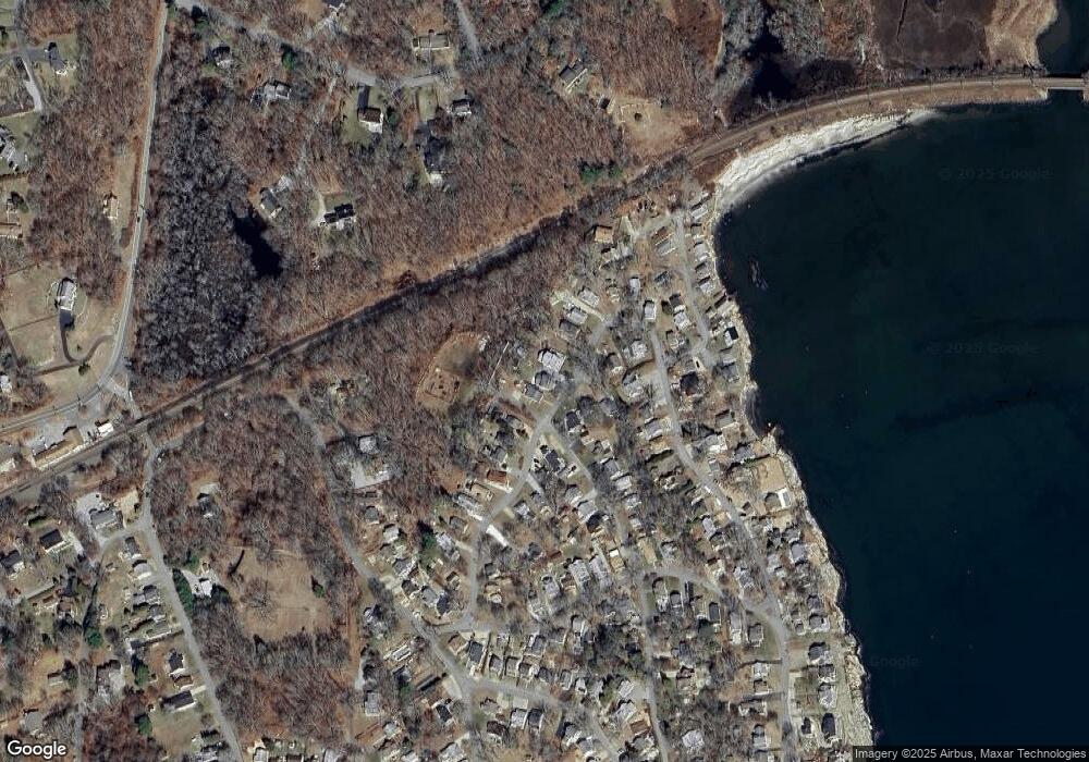 24 Walnut Rd, Old Lyme, CT 06371 - photo 1