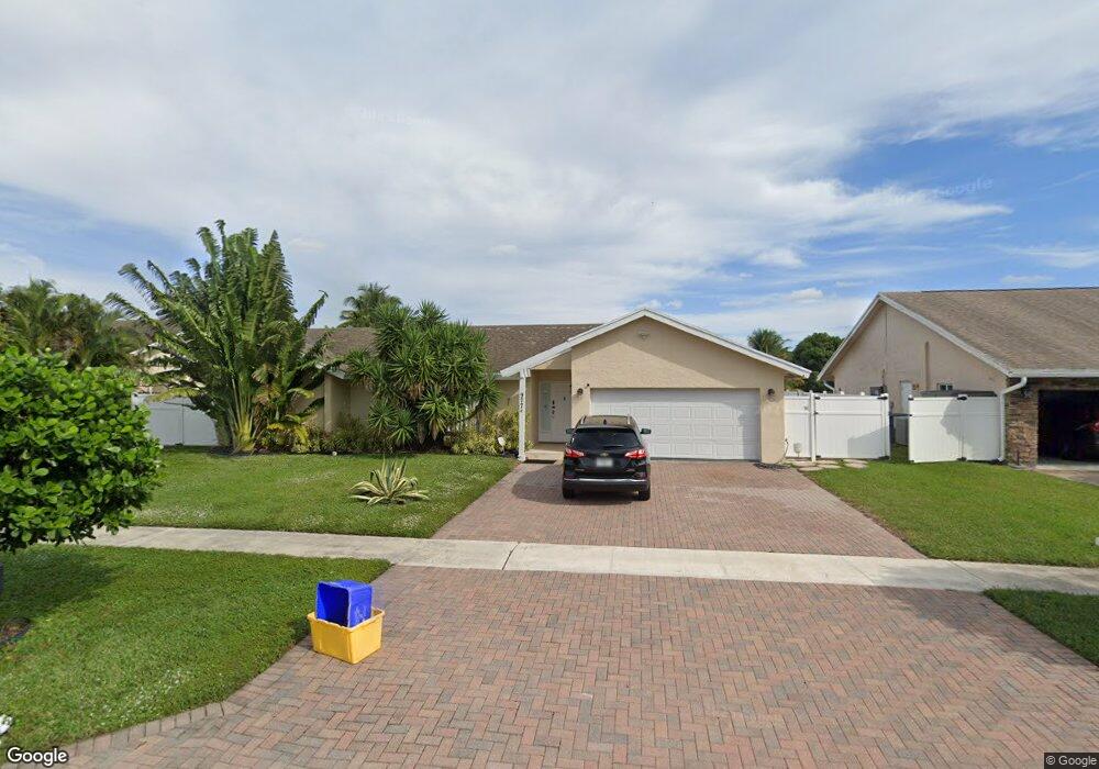 9774 Richmond Cir, Boca Raton, FL 33434 - photo 1