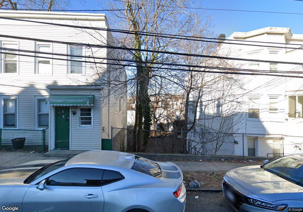 13 Colin St, Yonkers, NY 10701 - photo 1