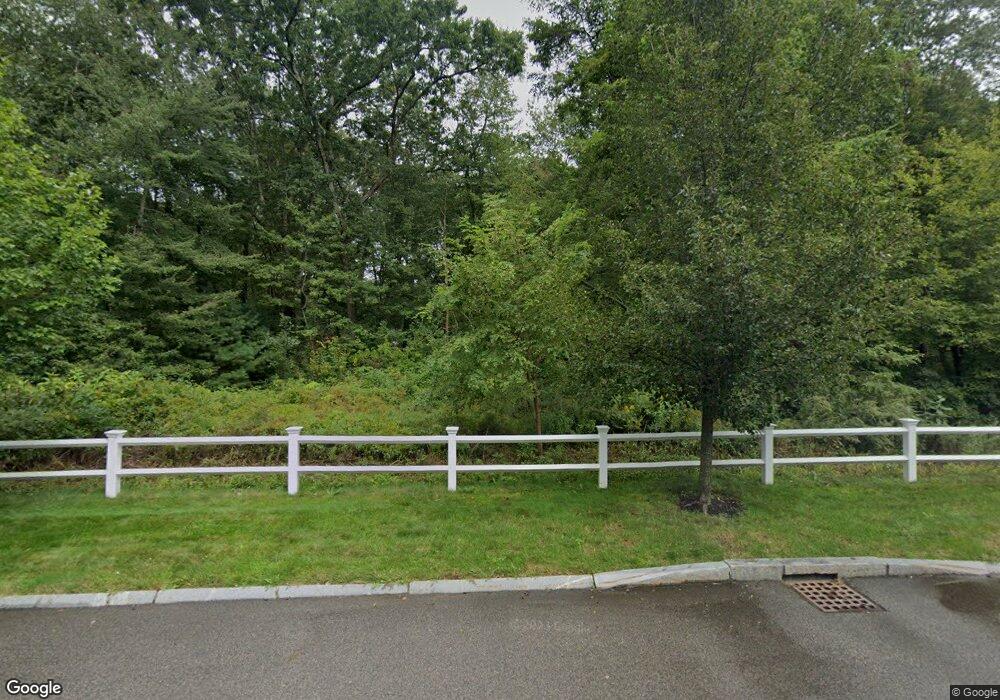 20 Erik Rd, Medfield, MA 02052 - photo 1