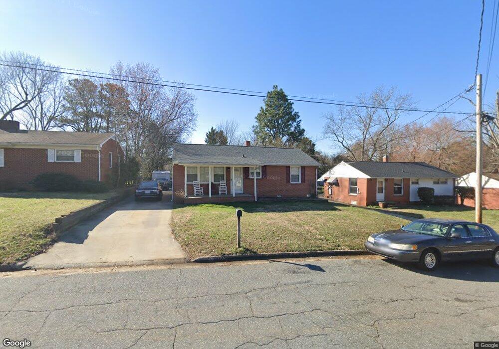 2110 Lowe Ave, High Point, NC 27260 - photo 1