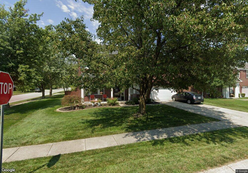 10378 Bicknell Cir, Fishers, IN 46038 - photo 1