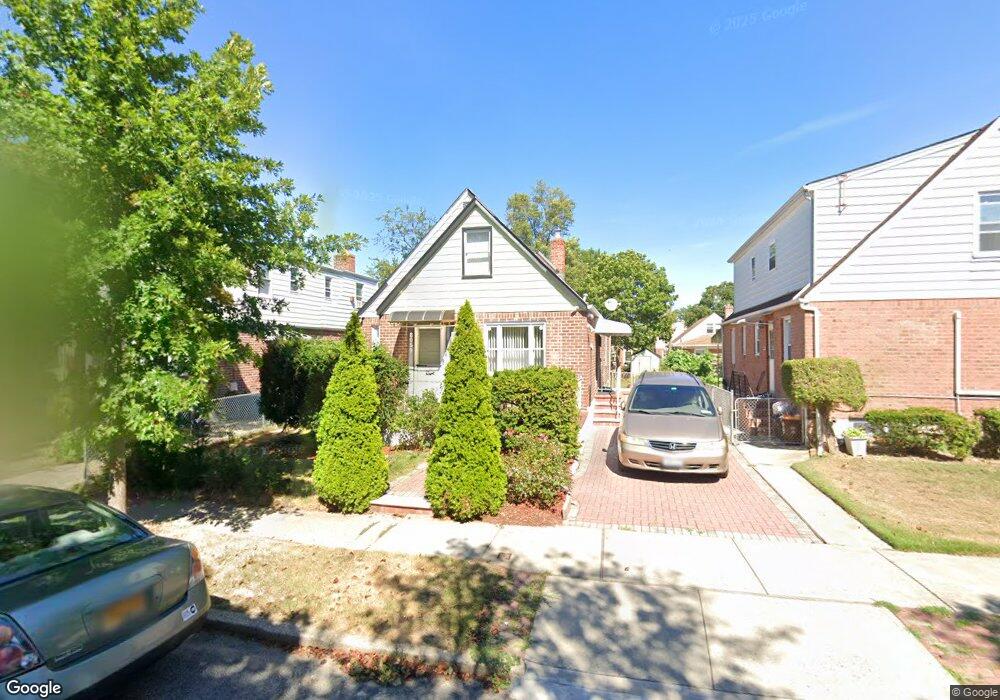 8059 250th St, Bellerose, NY 11426 - photo 1