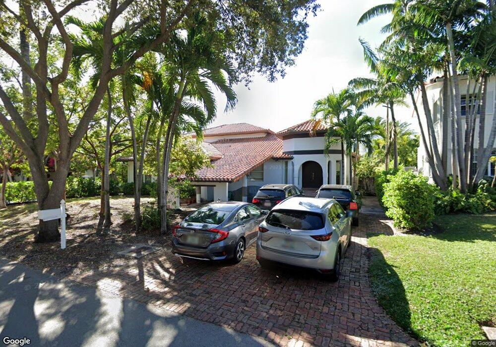 724 Glenridge Rd, Key Biscayne, FL 33149 - photo 1