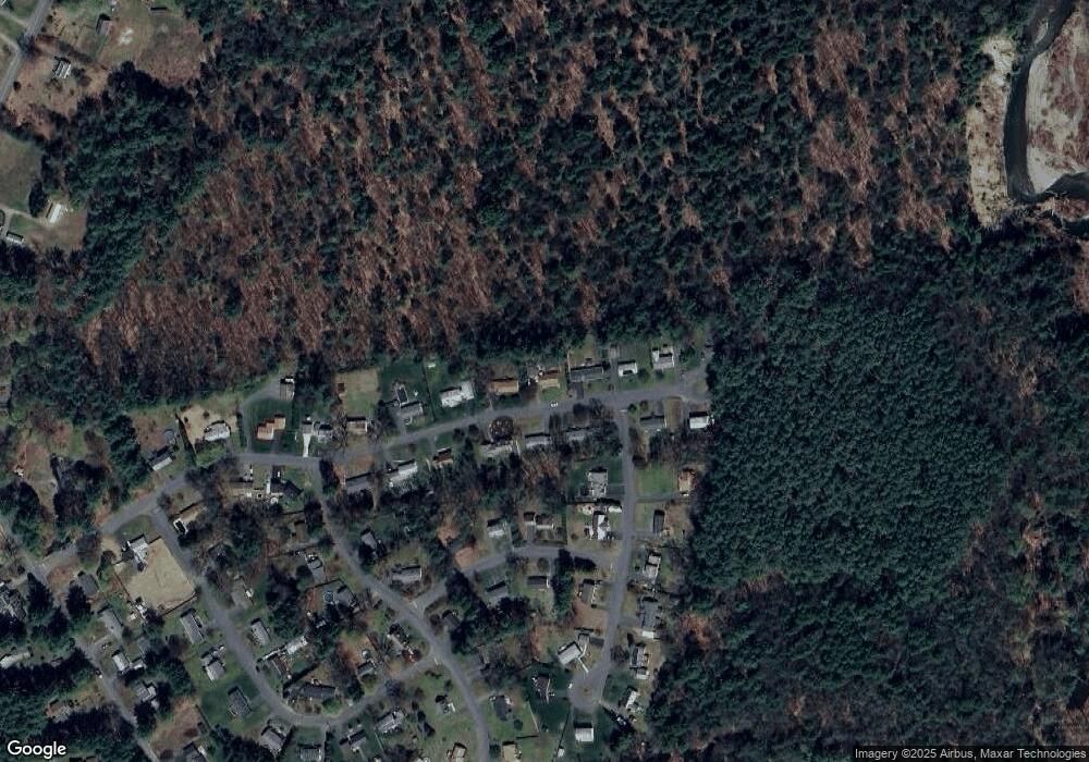 77 Lunt Dr, Greenfield, MA 01301 - photo 1