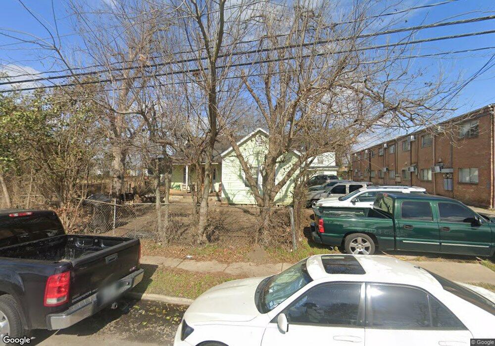 6811 Fairway Dr unit A, Houston, TX 77087 - photo 1