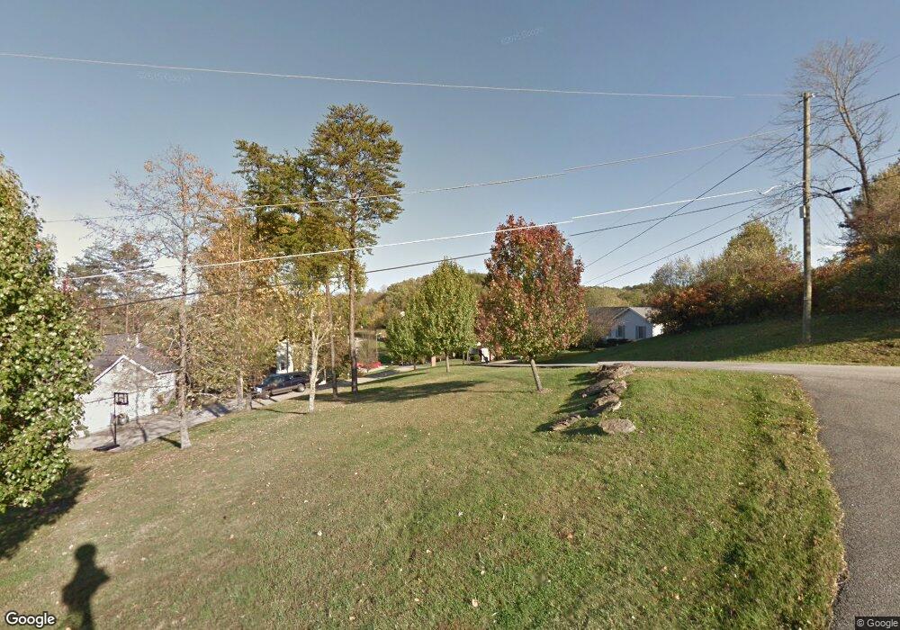 111 White Cedar Dr, Scott Depot, WV 25560 - photo 1