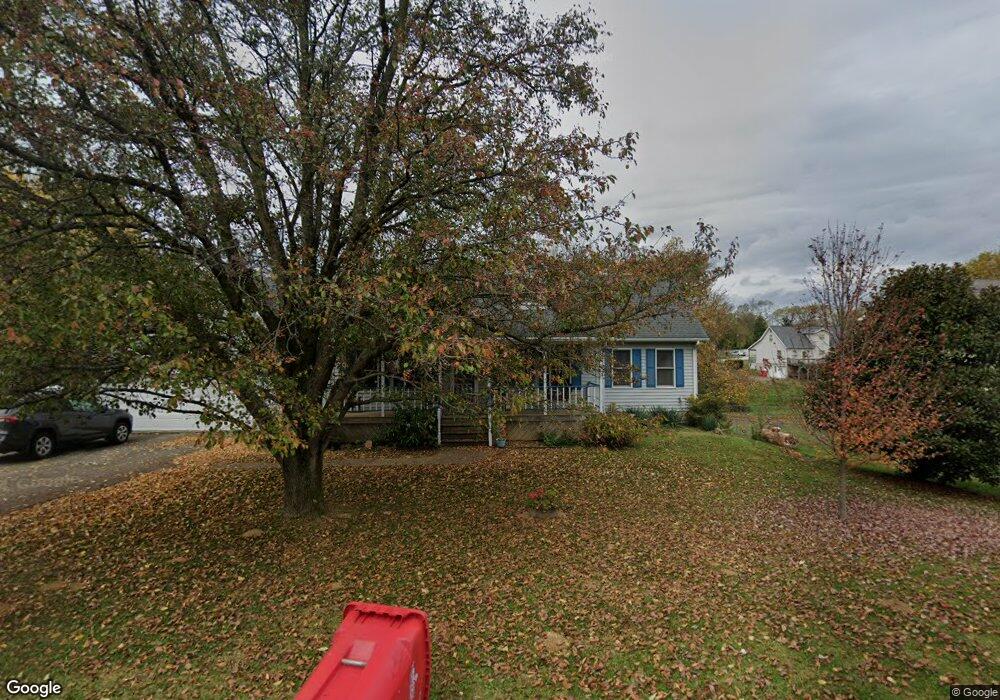 108 Thomas St, Frankfort, KY 40601 - photo 1