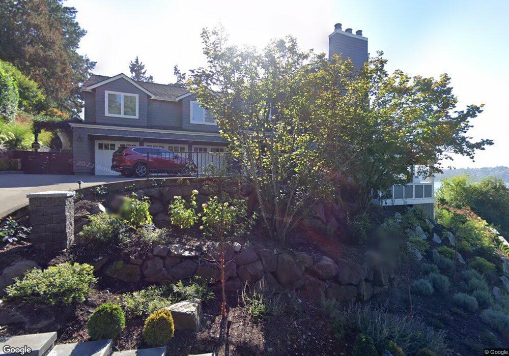 8047 W Mercer Way, Mercer Island, WA 98040 - photo 1