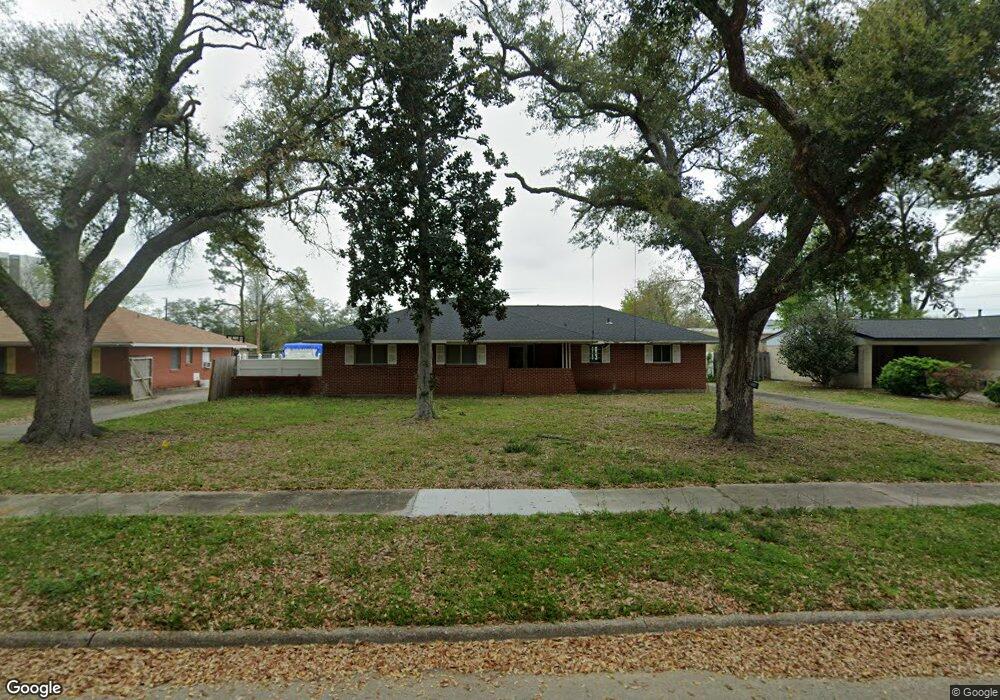 1909 20th St, Lake Charles, LA 70601 - photo 1