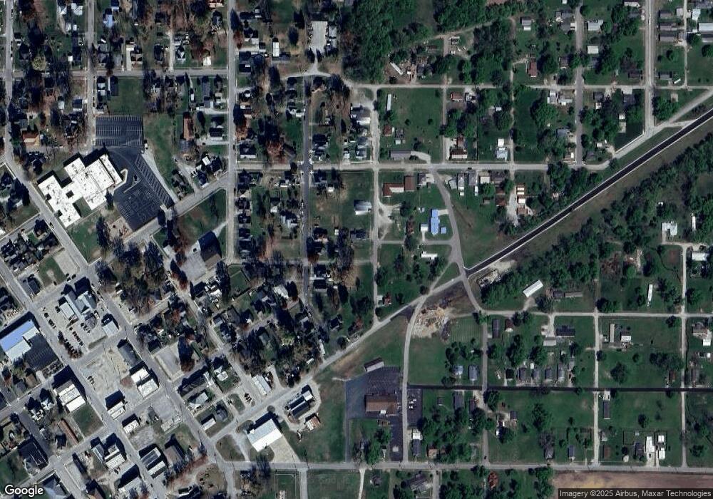 505 E 3rd St, Bicknell, IN 47512 - photo 1