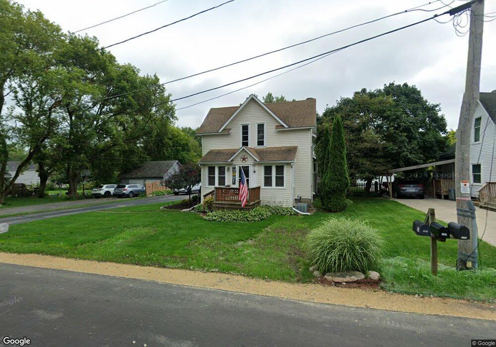 127 Fontana Ave, Fontana, WI 53125 - photo 1