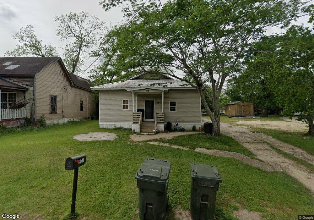 601 1st St NW, Moultrie, GA 31768 - photo 1